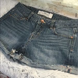 H&M L.O.G.G. 5-Pocket Raw Hem Rolled Cuffed Denim Jean Shorts